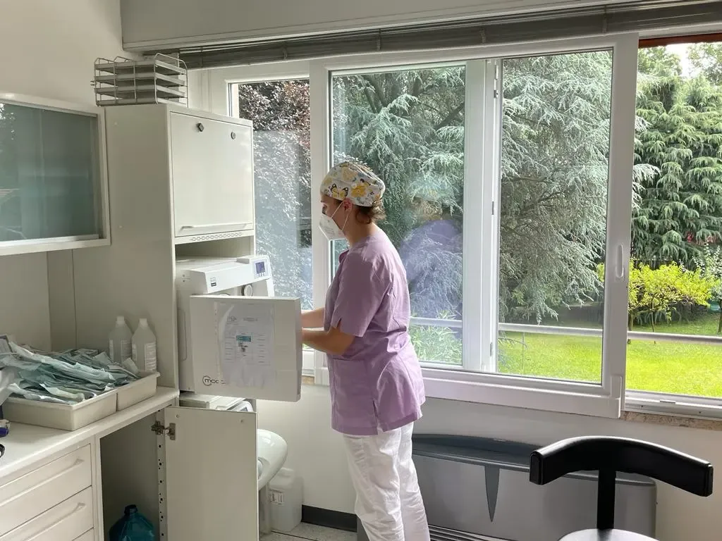 Igiene dentale a Varese - studio sterilizzato